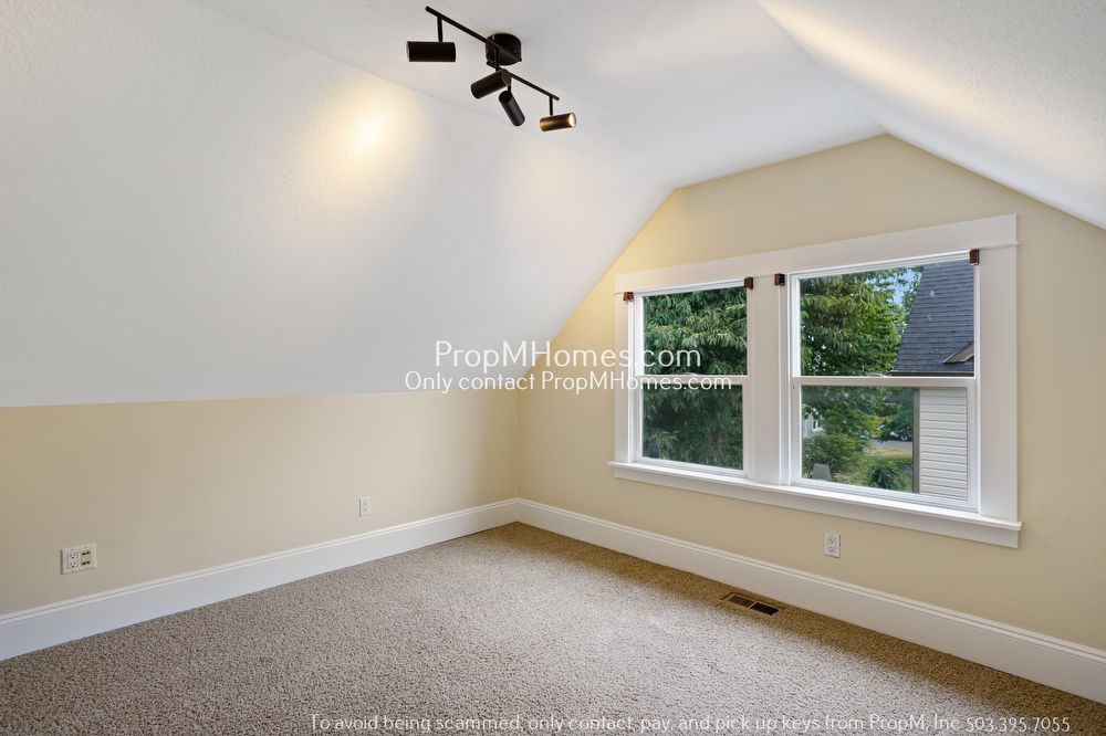 Charming King Neighborhood Retreat: Stylish, Spacious, and Pet-Friendly! property image
