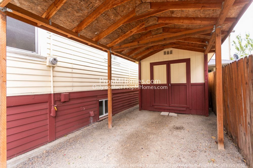 Charming King Neighborhood Retreat: Stylish, Spacious, and Pet-Friendly! property image