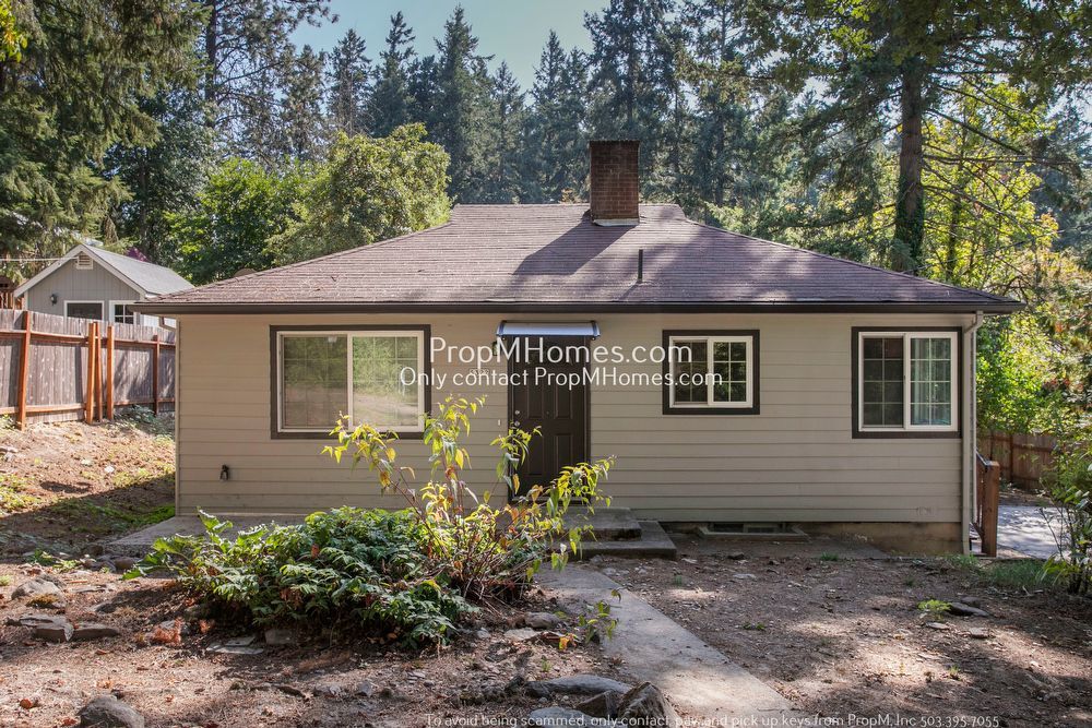 2 Bedroom Home on a Large Lot in SW! property image