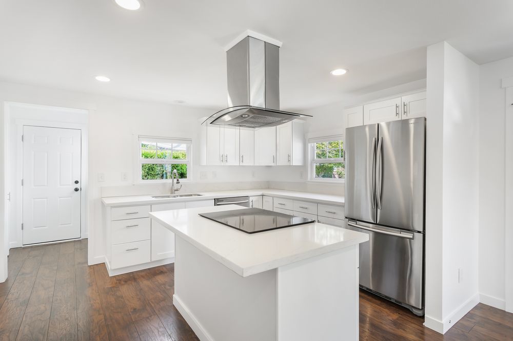 Charming 2-Bedroom Haven in SE Portland! property image