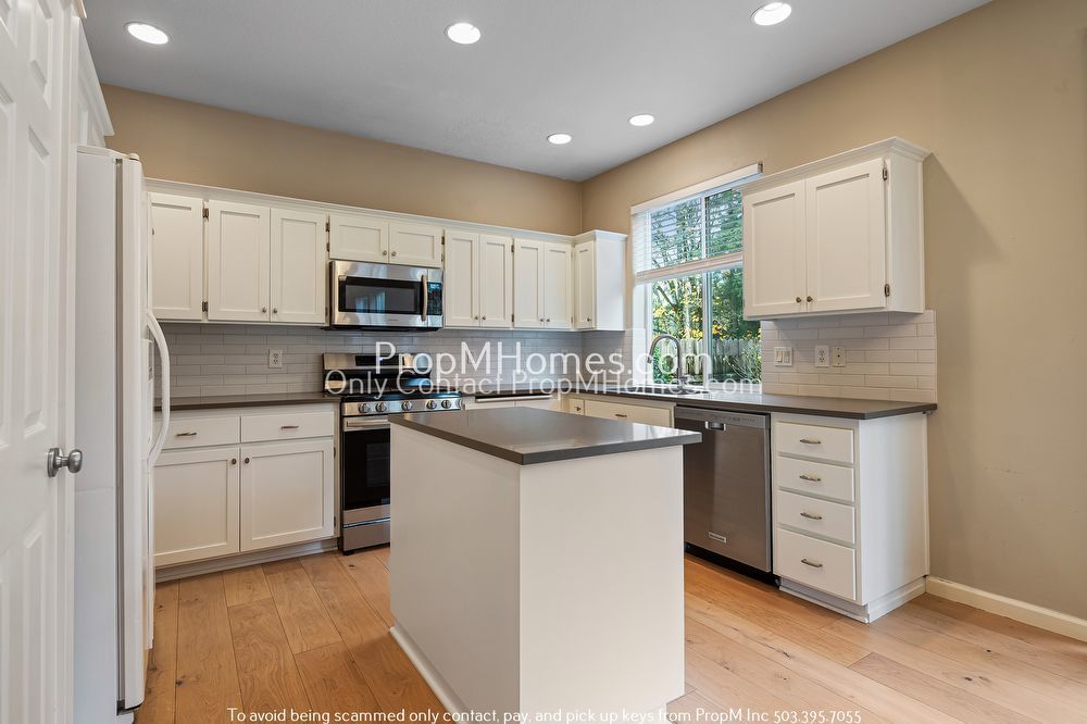 Four Bedroom Home in Progress Ridge - Corner Lot! property image