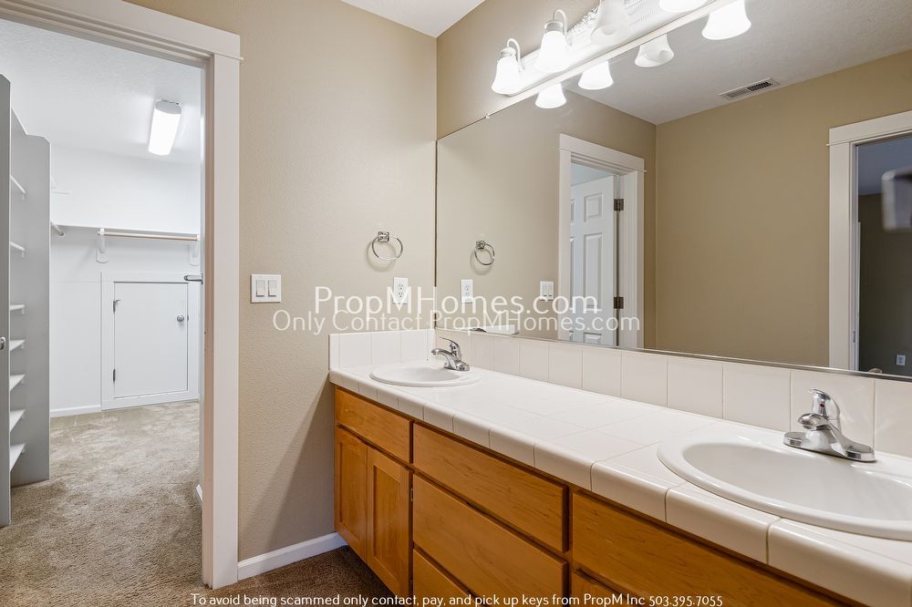 Four Bedroom Home in Progress Ridge - Corner Lot! property image