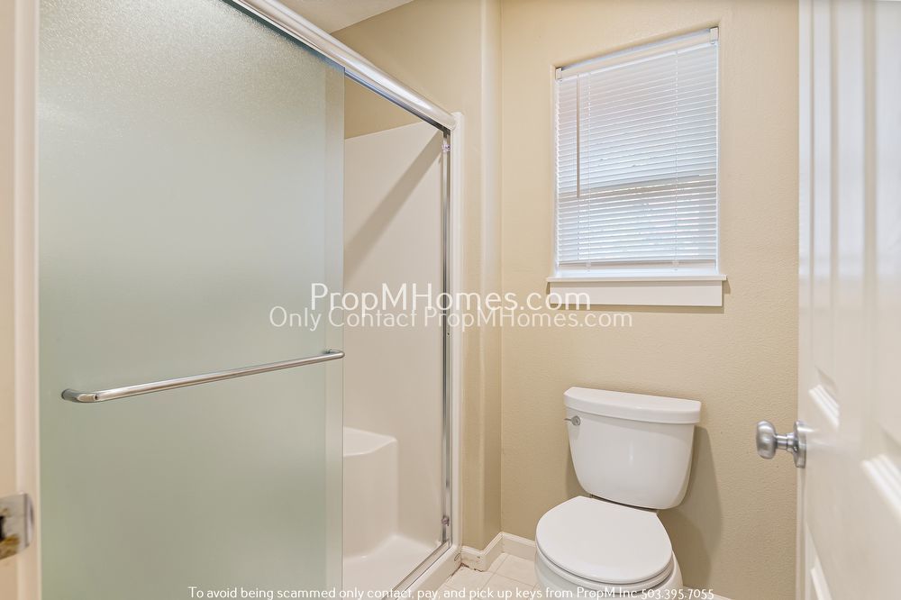 Four Bedroom Home in Progress Ridge - Corner Lot! property image