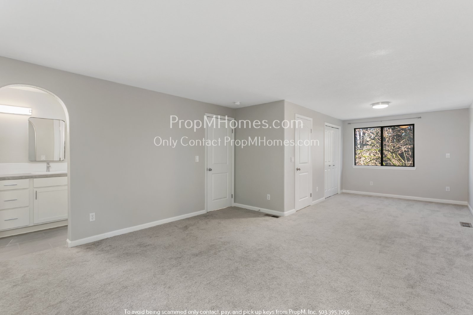 Stunning Five-Bedroom Rental in Milwaukie, Oregon: Your Perfect Home Awaits! property image