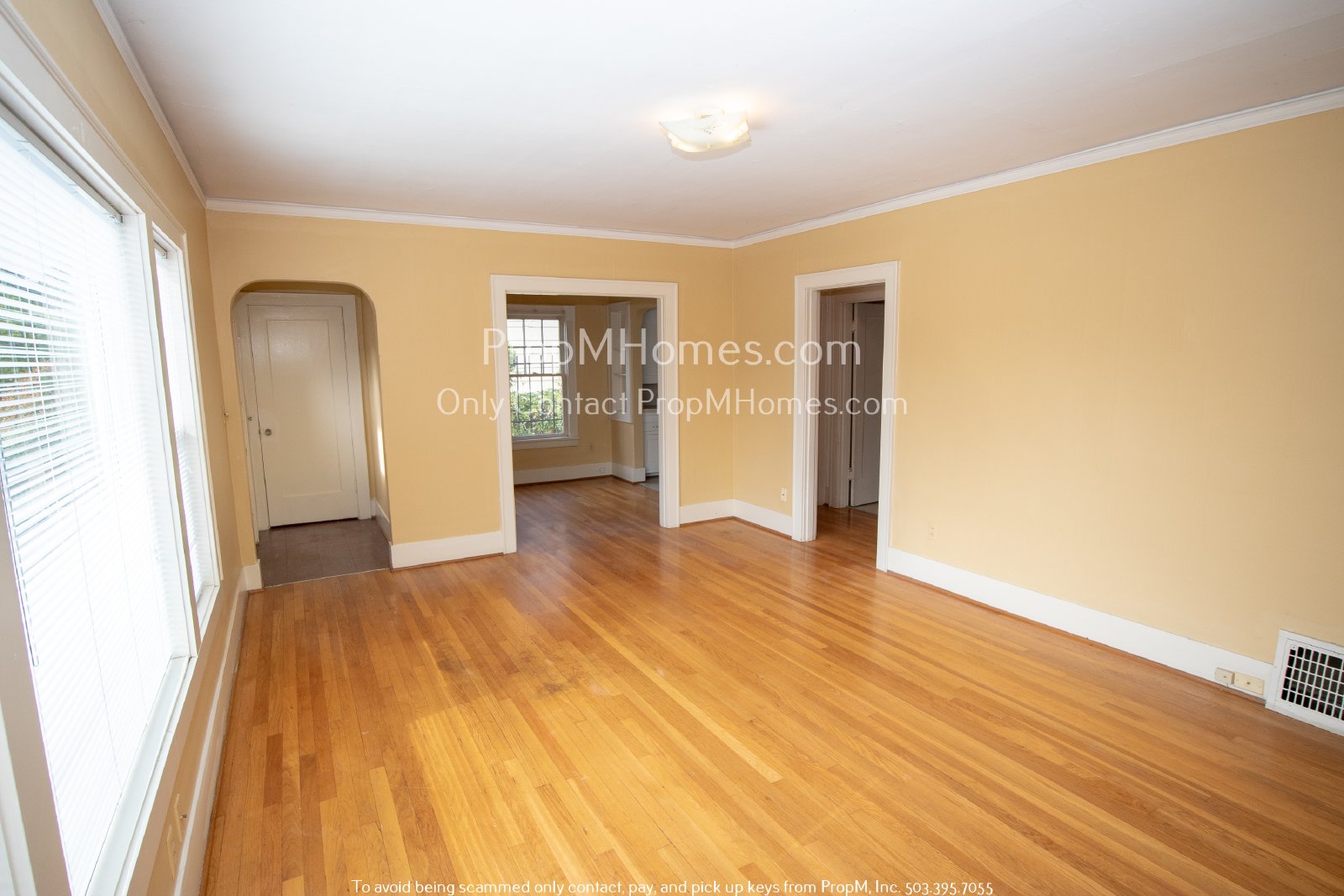 Charming Duplex In SE Portland! property image