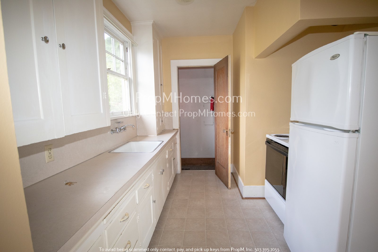 Charming Duplex In SE Portland! property image