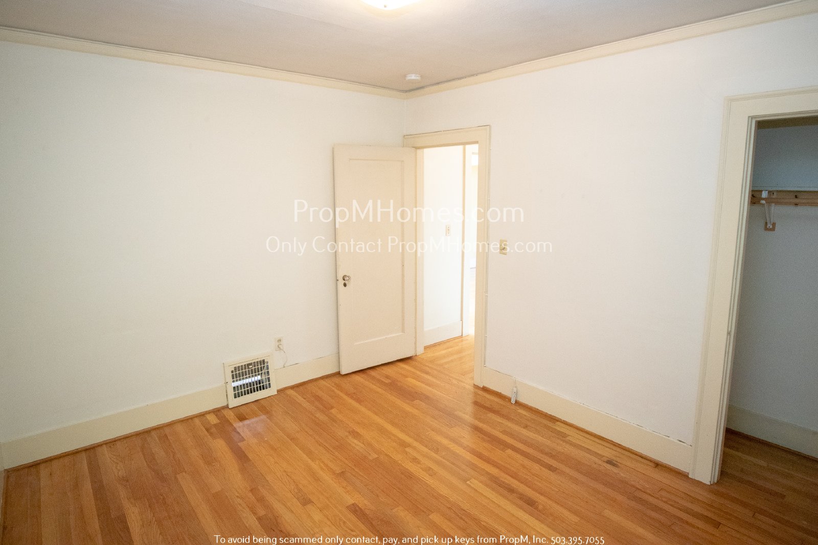 Charming Duplex In SE Portland! property image