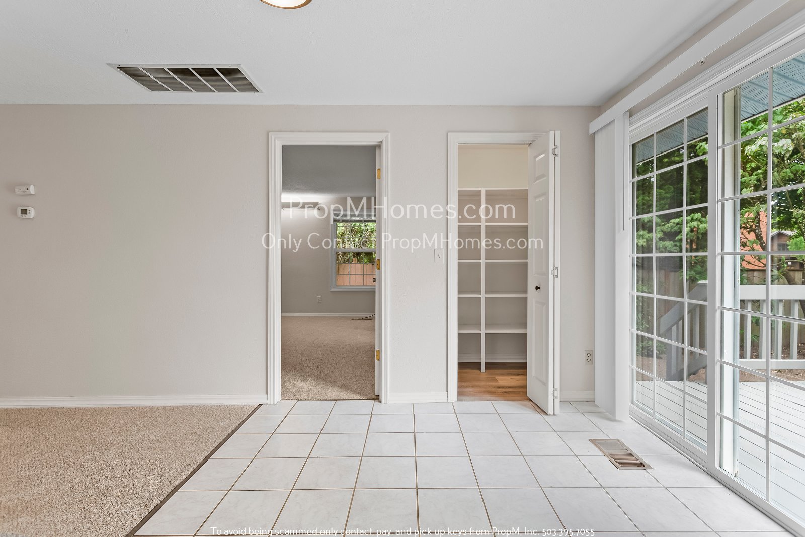 Lake Oswego Two Bedroom Home - New Updated Kitchen! property image