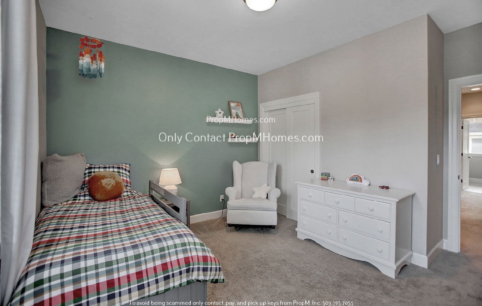 Luxury Four Bedroom Home In Lake Oswego! property image