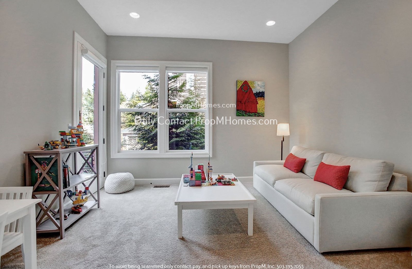 Luxury Four Bedroom Home In Lake Oswego! property image