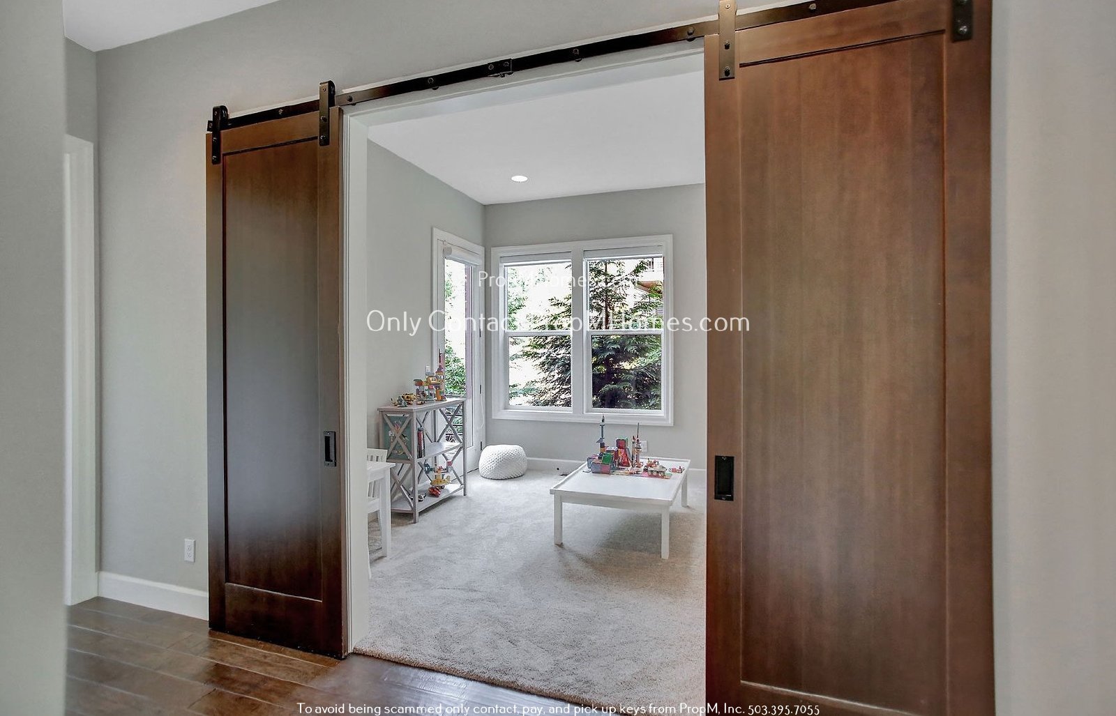 Luxury Four Bedroom Home In Lake Oswego! property image