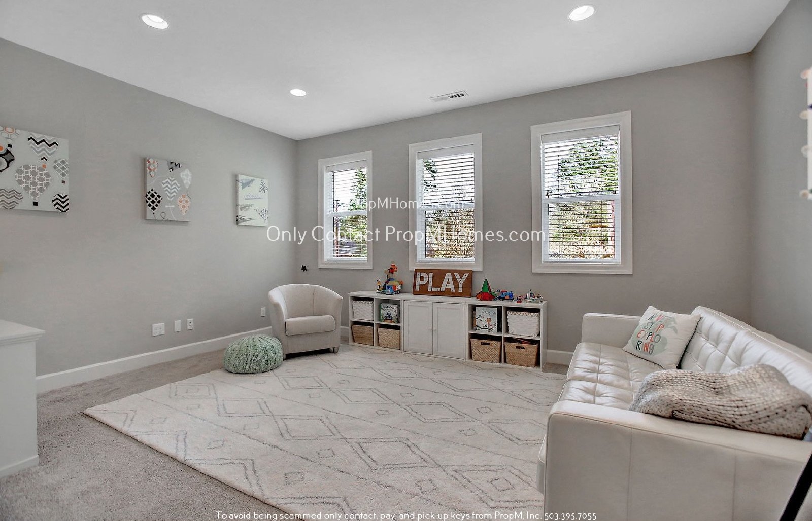 Luxury Four Bedroom Home In Lake Oswego! property image