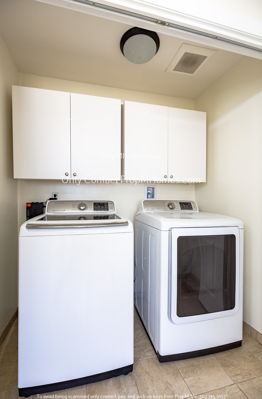 Light-Filled, Recently Updated Three Bedroom - Outstanding Outdoor Space! property image