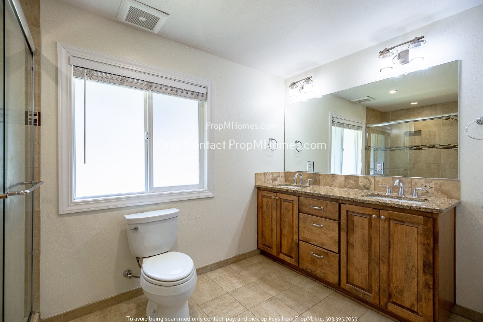 Light-Filled, Recently Updated Three Bedroom - Outstanding Outdoor Space! property image