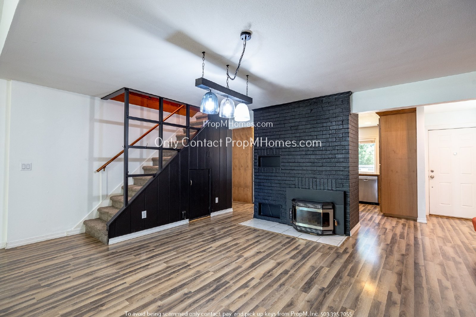 Light-Filled, Recently Updated Three Bedroom - Outstanding Outdoor Space! property image