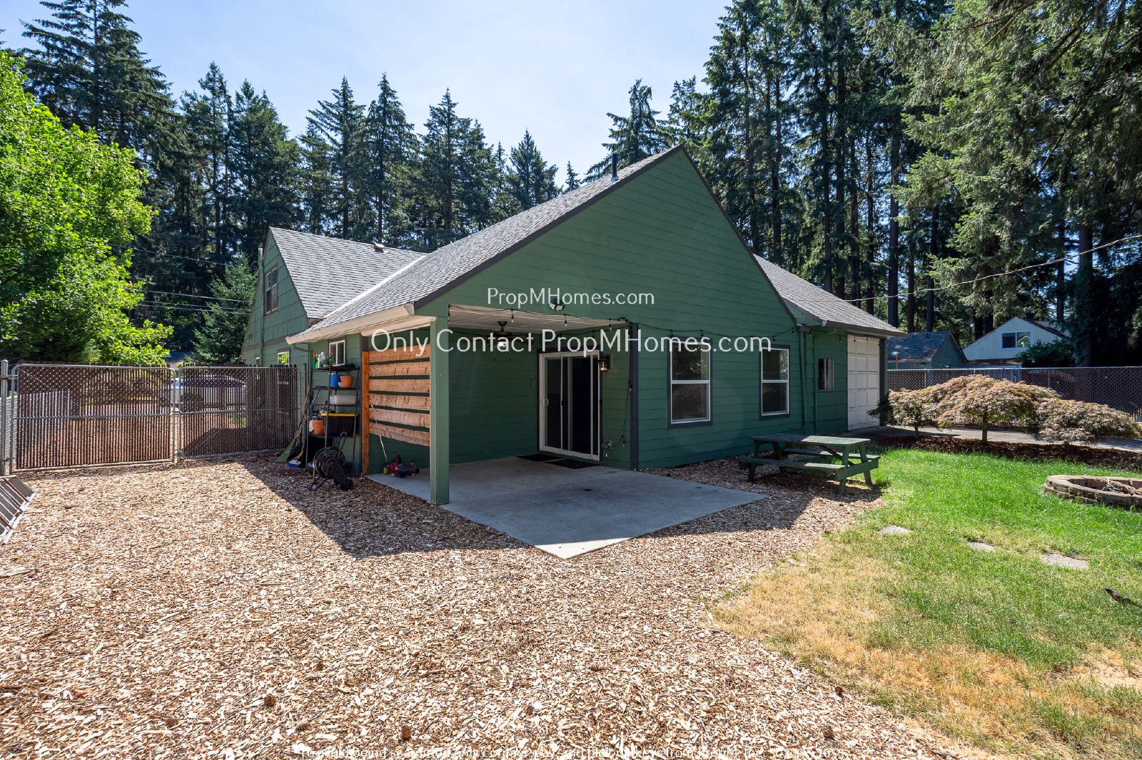 Light-Filled, Recently Updated Three Bedroom - Outstanding Outdoor Space! property image