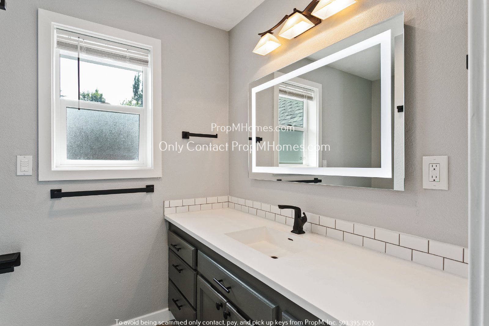 Sunny Beautiful Oasis in Canby - Three Bedrooms! property image