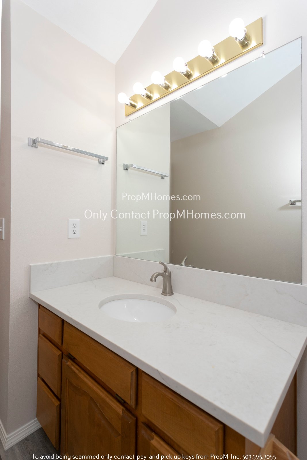 Updated Three Bedroom Home in SW Tigard! property image