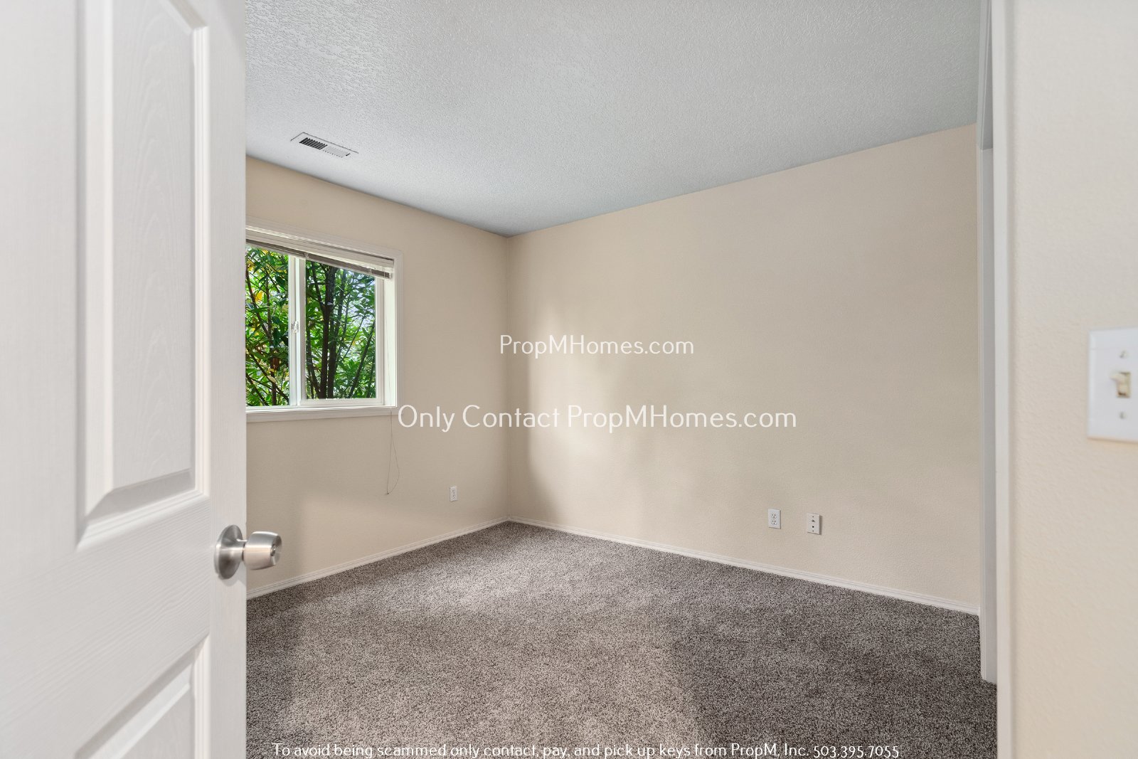 Bethany Gem: Suburban Living Near Parks and Shopping! property image