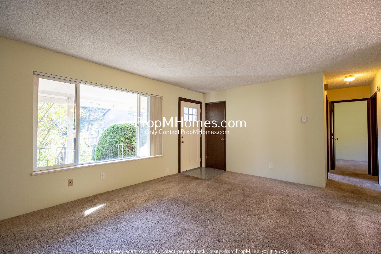 Two Bedroom Charmer in the Heart of Oregon City - Garage Included! property image