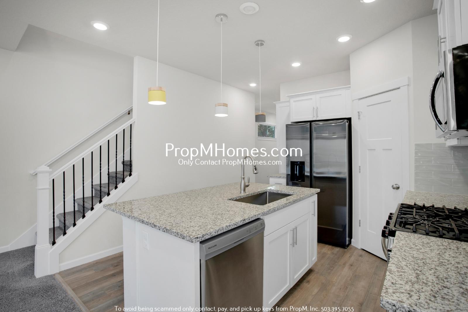 Modern Three Bedroom Home in SW Portland! property image