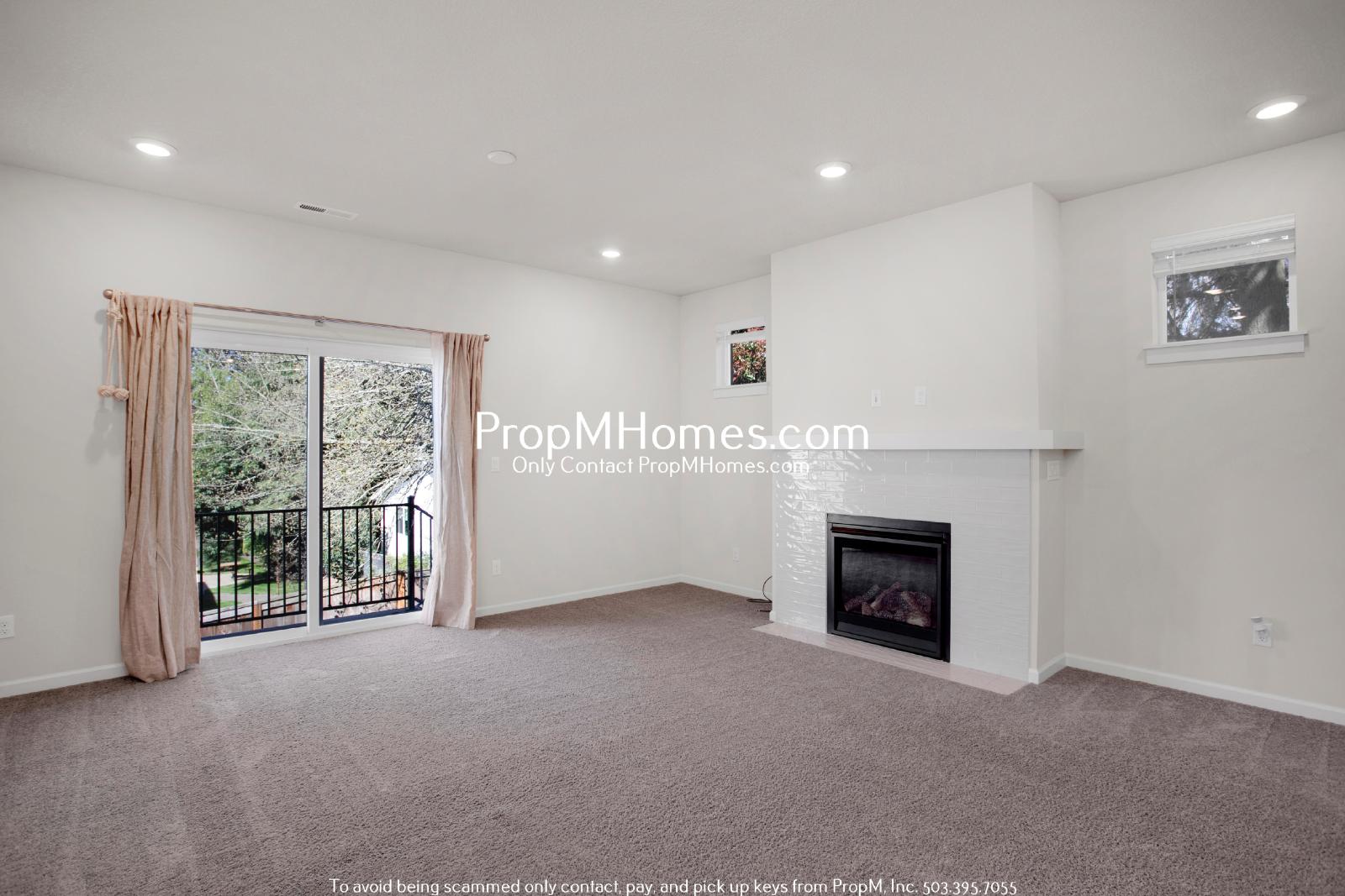 Modern Three Bedroom Home in SW Portland! property image