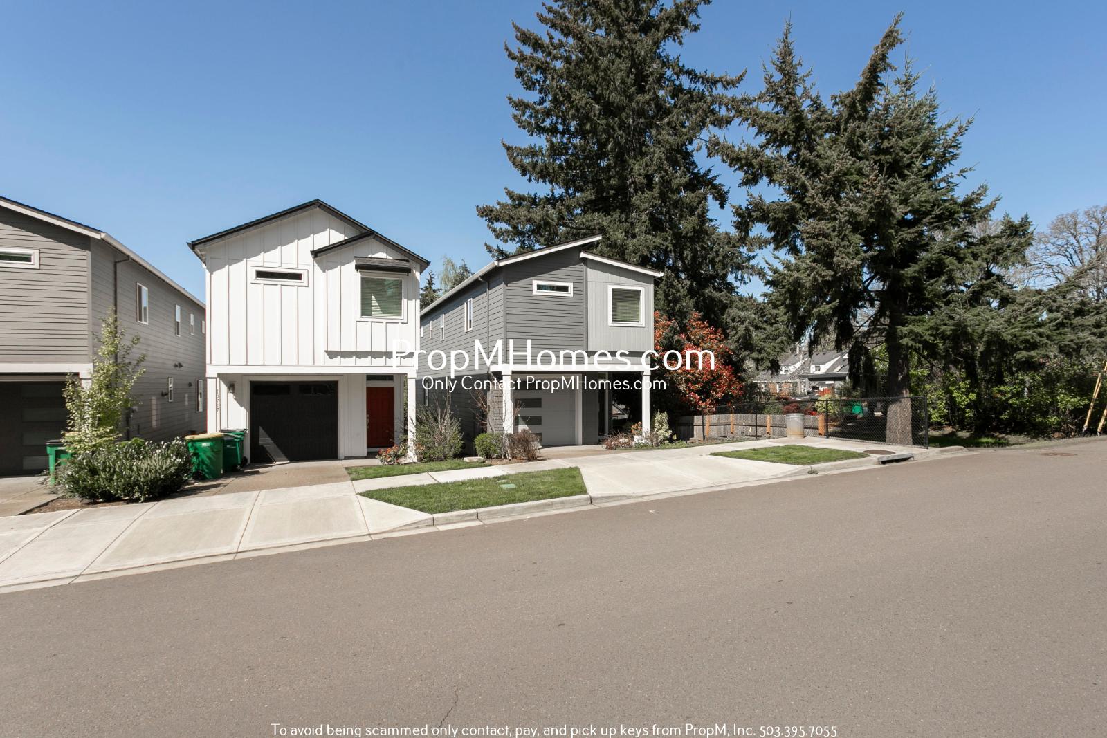 Modern Three Bedroom Home in SW Portland! property image