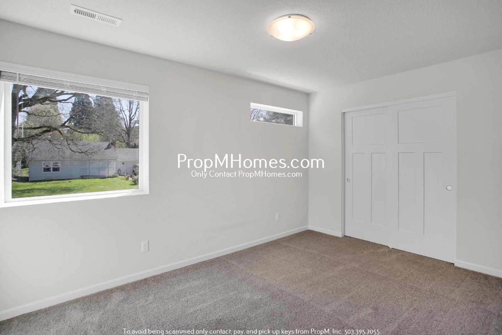 Modern Three Bedroom Home in SW Portland! property image