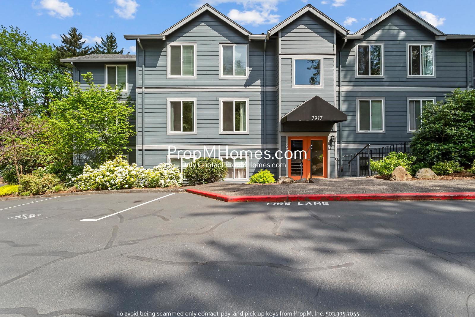 Beautifully Updated Condo in Multnomah Village - 3 Bedrooms! property image