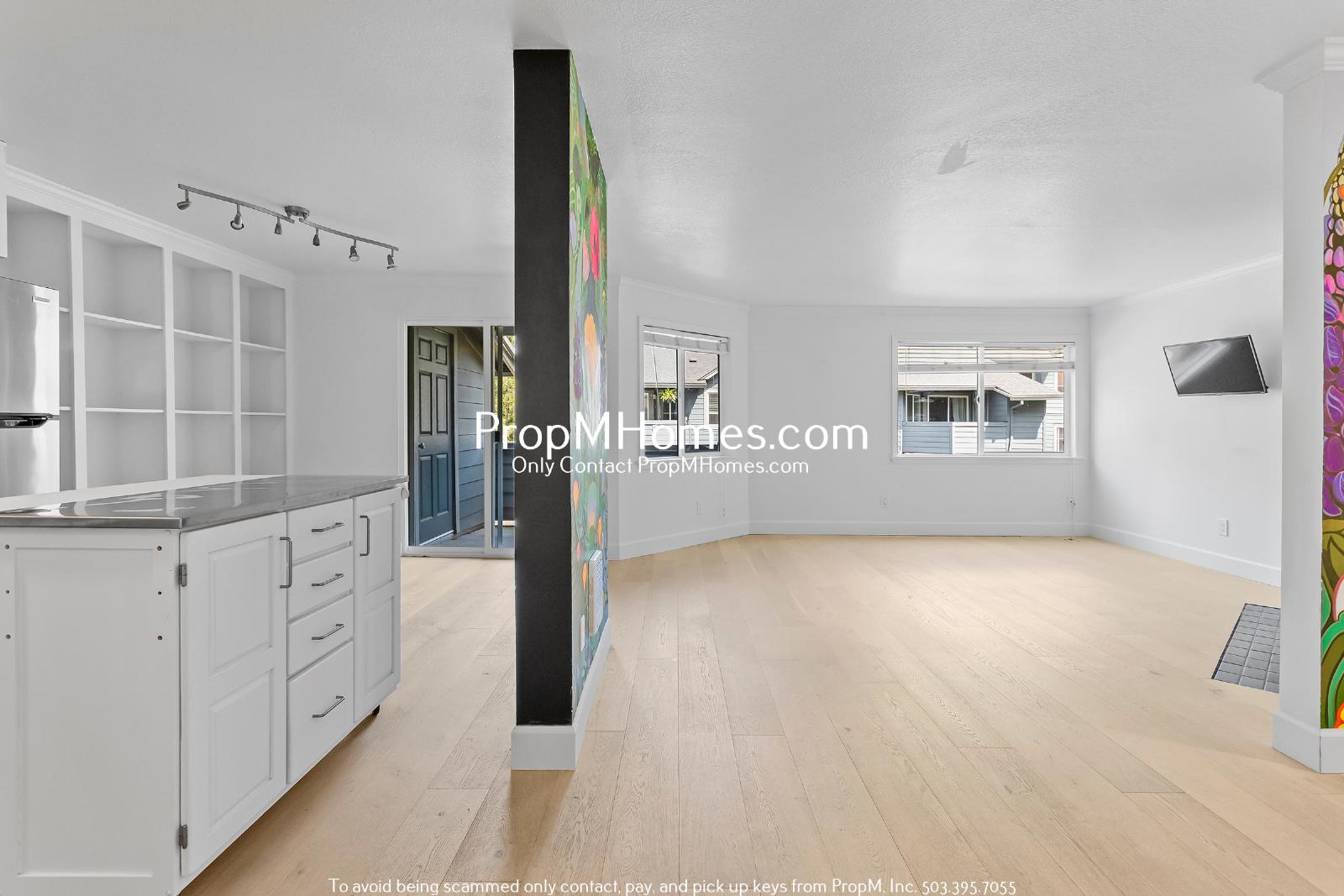 Beautifully Updated Condo in Multnomah Village - 3 Bedrooms! property image