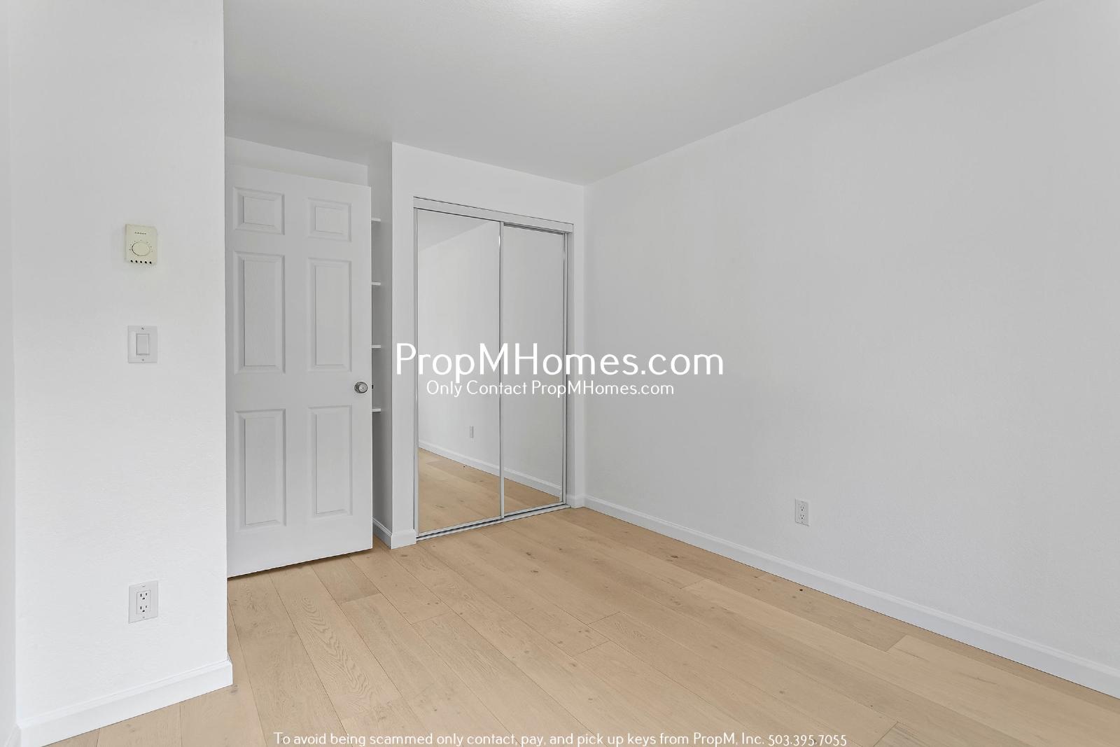 Beautifully Updated Condo in Multnomah Village - 3 Bedrooms! property image