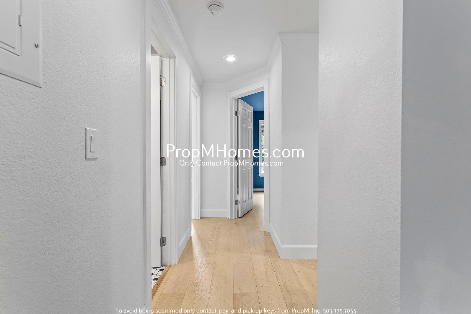Beautifully Updated Condo in Multnomah Village - 3 Bedrooms! property image