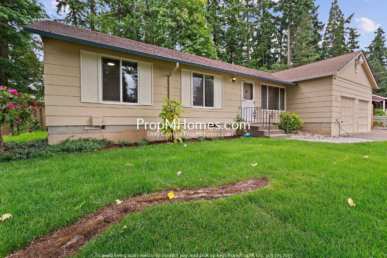 Updated 3 Bedroom Home in Aloha - Large Fenced Yard! property image