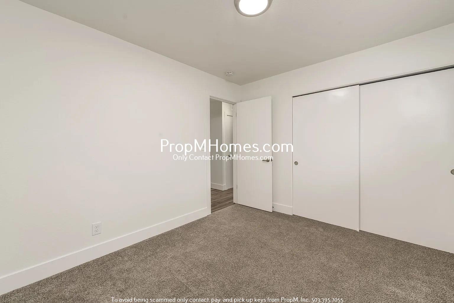 Updated 3 Bedroom Duplex in Newberg! property image