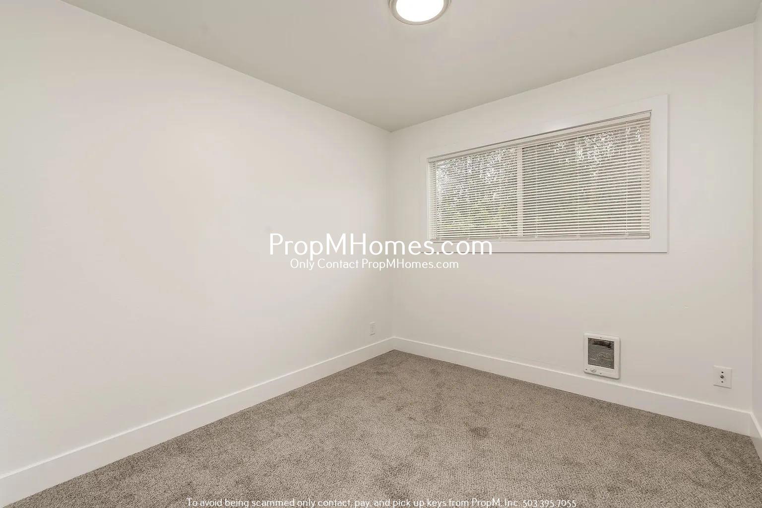 Updated 3 Bedroom Duplex in Newberg! property image