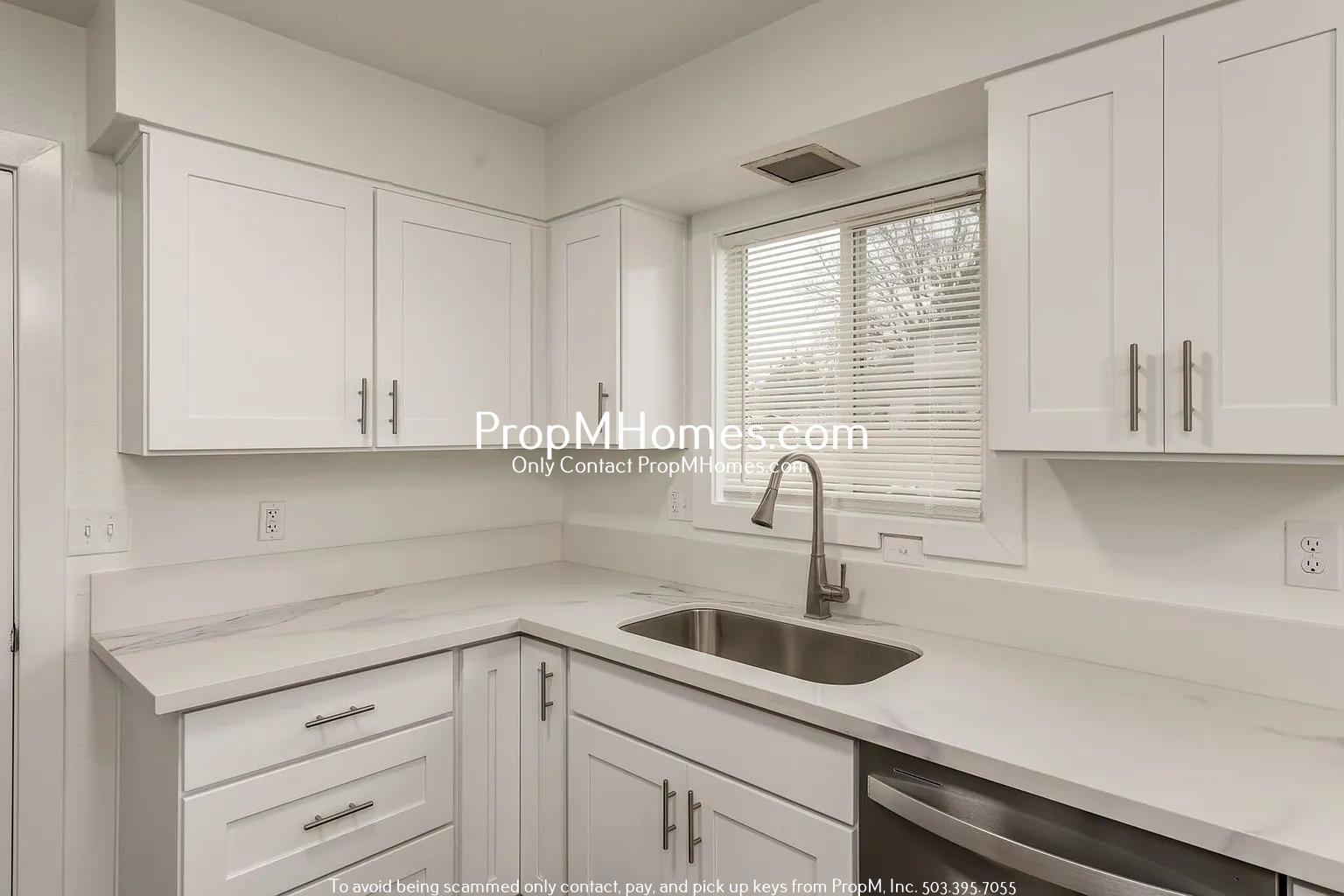 Updated 3 Bedroom Duplex in Newberg! property image