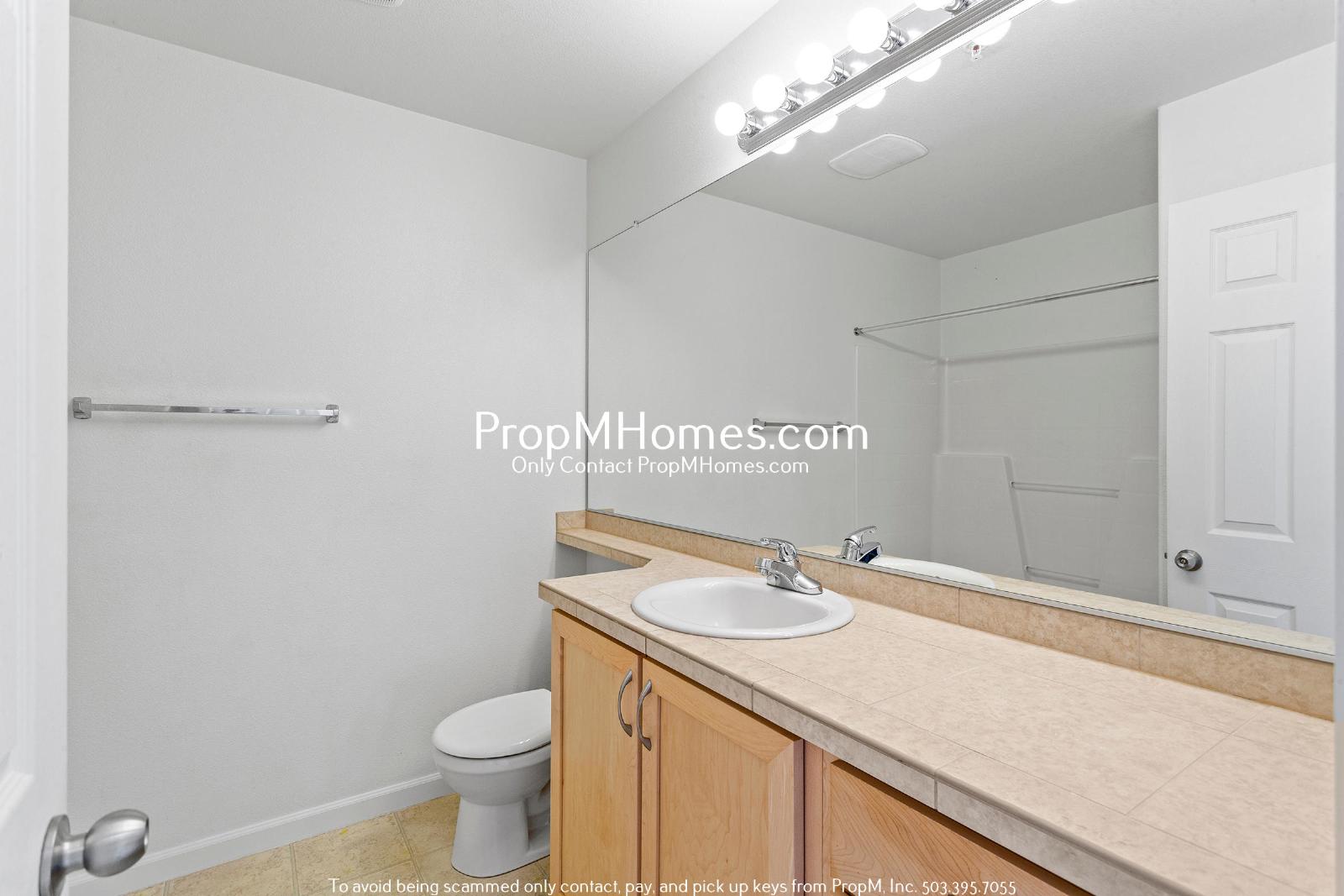 Two Bedroom Condo in Progress Ridge - DEPOSIT SPECIAL property image