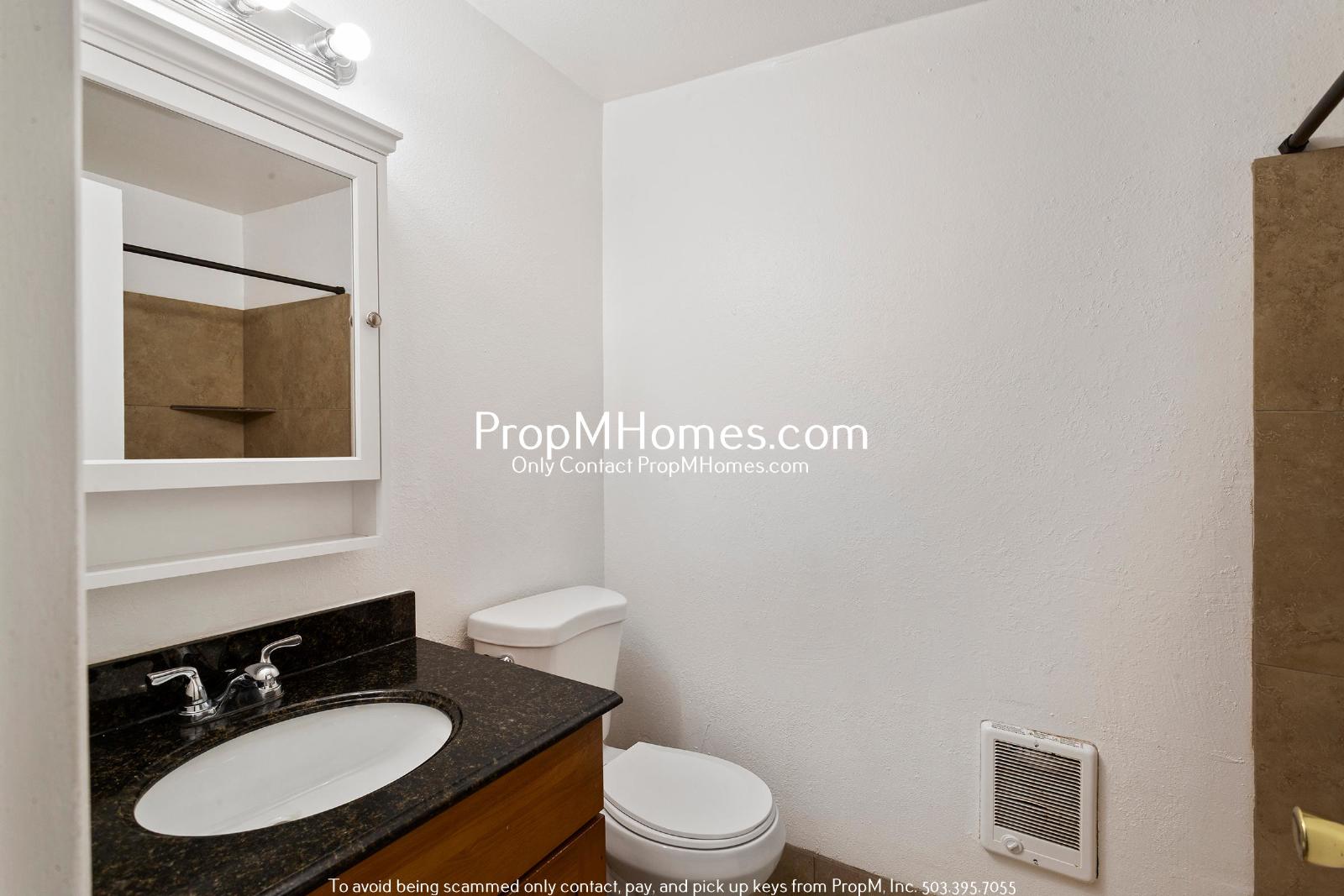 Updated 3 Bedroom in Beaverton - DEPOSIT SPECIAL property image