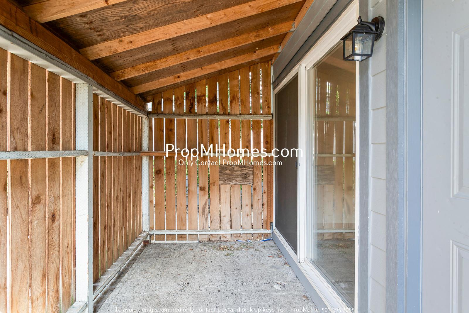 Updated 3 Bedroom in Beaverton - DEPOSIT SPECIAL property image