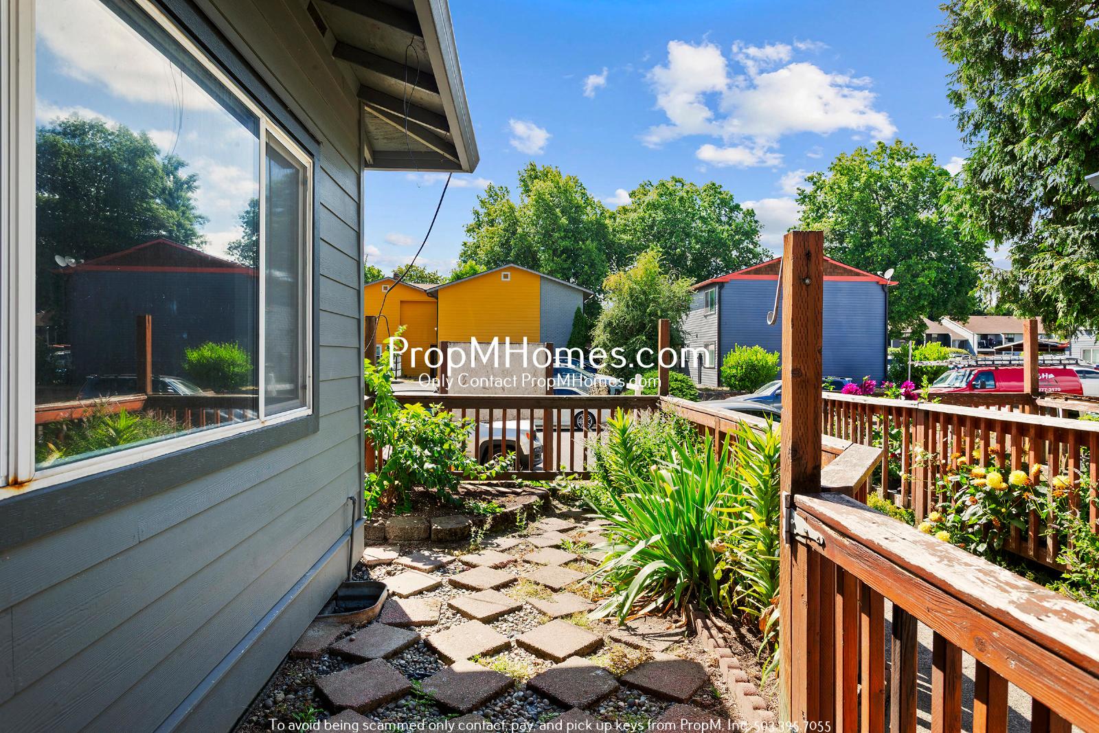 Updated 3 Bedroom in Beaverton - DEPOSIT SPECIAL property image