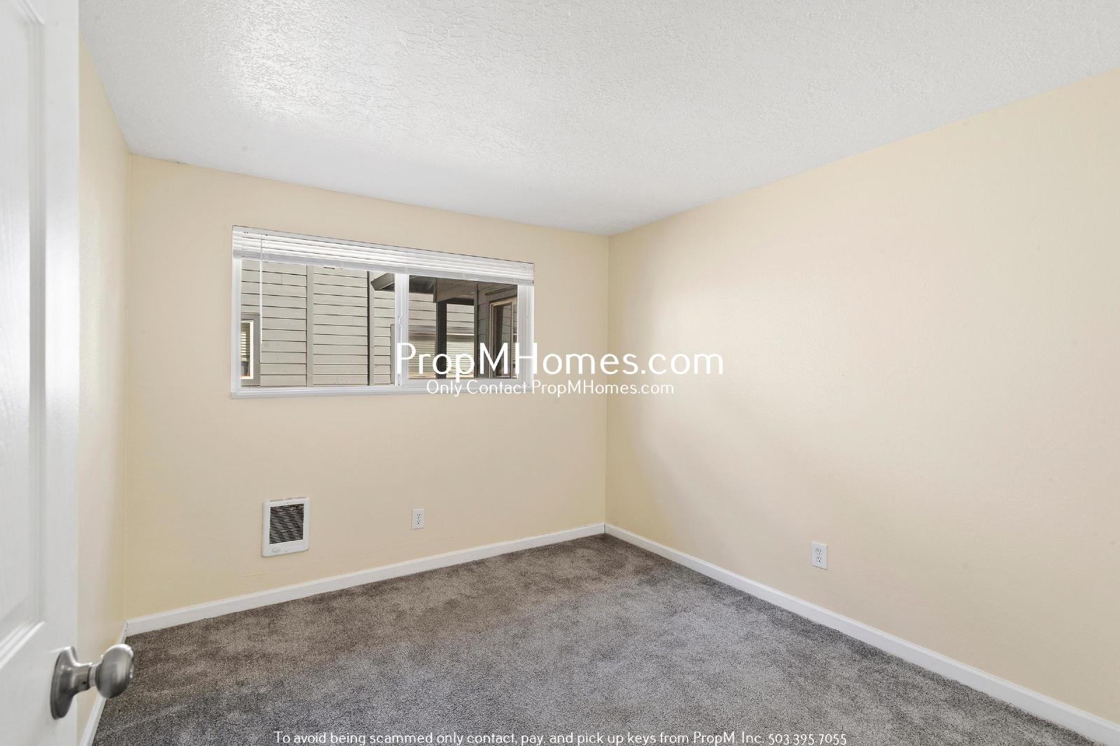 Updated 3 Bedroom in Beaverton - DEPOSIT SPECIAL property image
