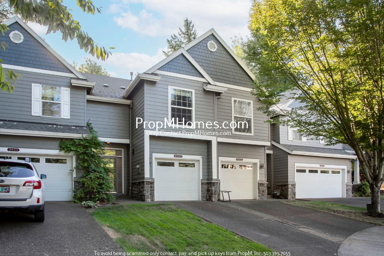 Light & Bright Three Bedroom Townhome in Sexton Mountain! property image