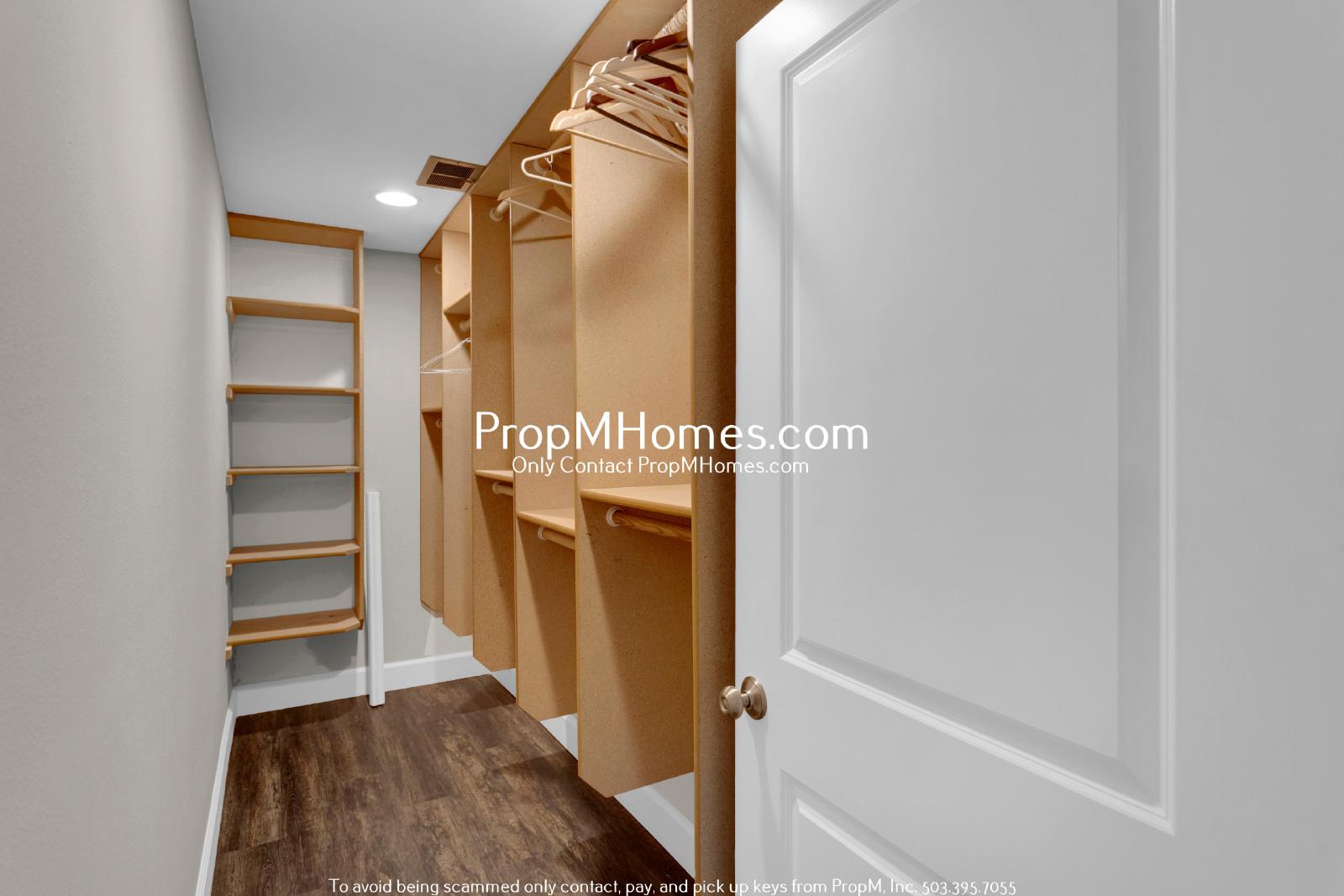 Stylish Updated Four Bedroom Home in Beaverton - DEPOSIT SPECIAL property image