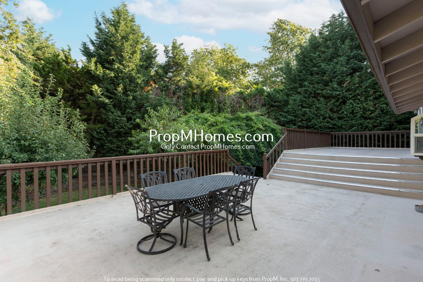 Stylish Updated Four Bedroom Home in Beaverton - DEPOSIT SPECIAL property image