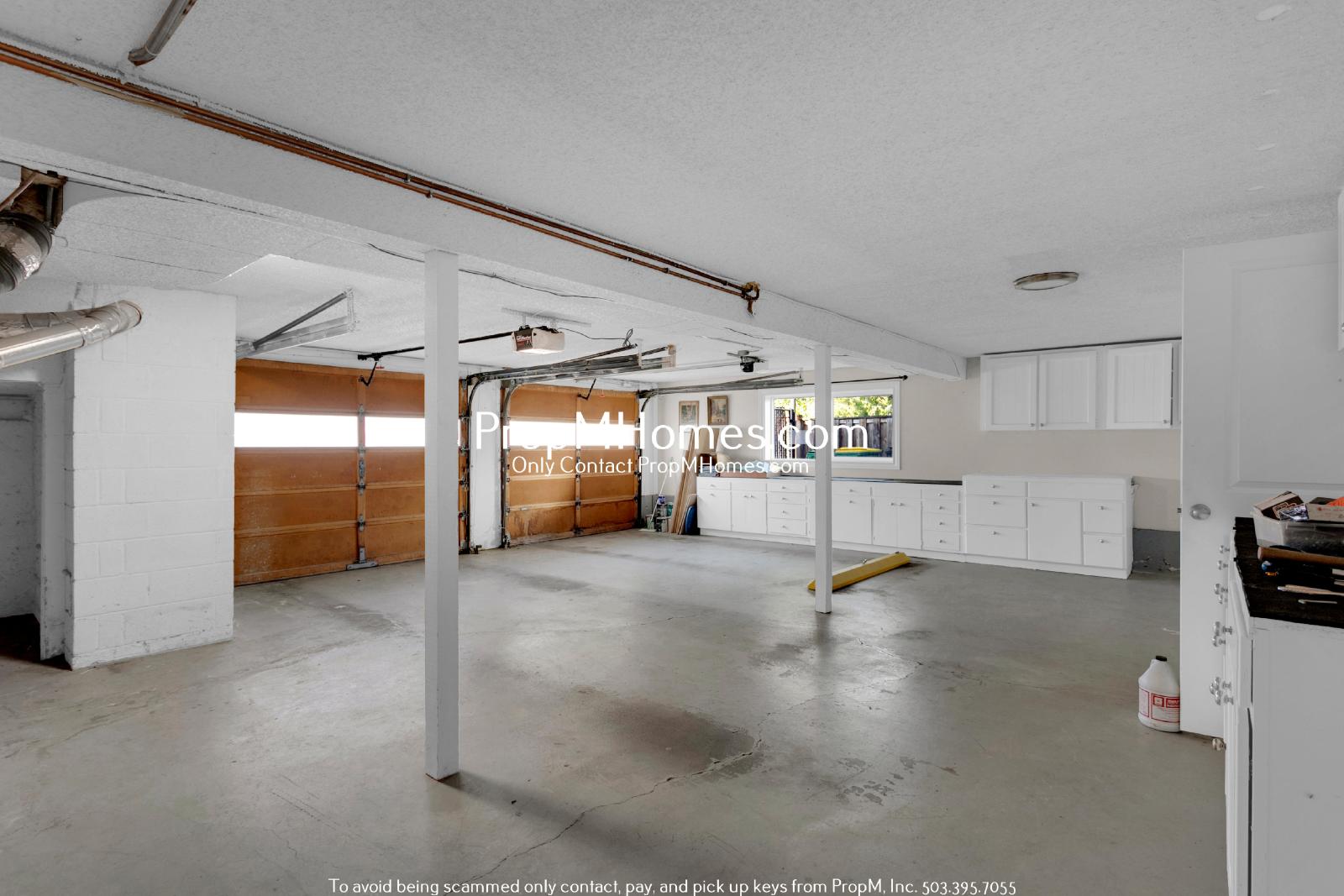 Stylish Updated Four Bedroom Home in Beaverton - DEPOSIT SPECIAL property image