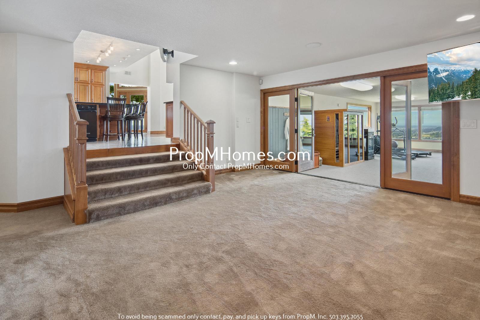 Your Sky High Sanctuary Awaits - 6 Bedroom Home in Happy Valley! property image
