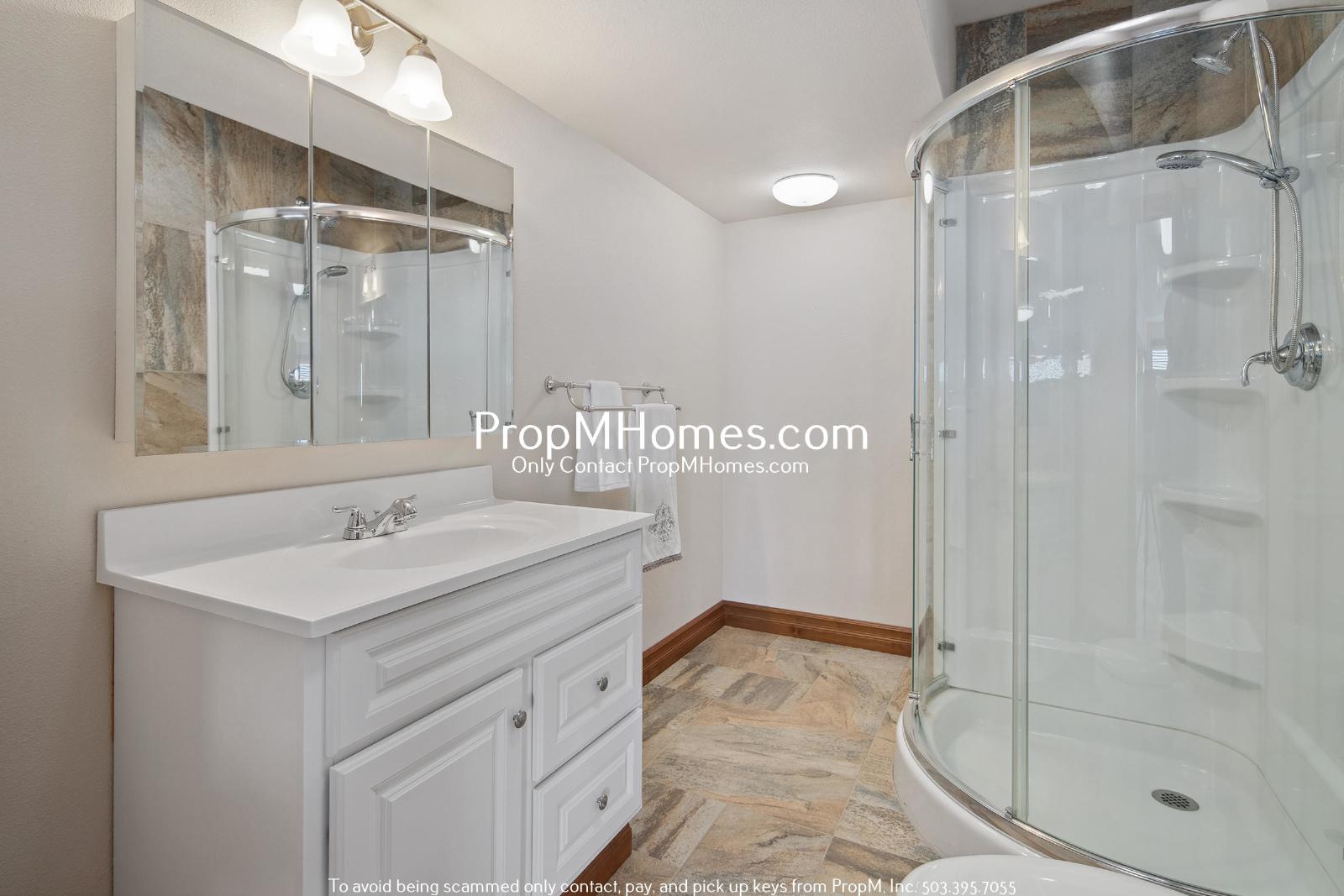 Your Sky High Sanctuary Awaits - 6 Bedroom Home in Happy Valley! property image