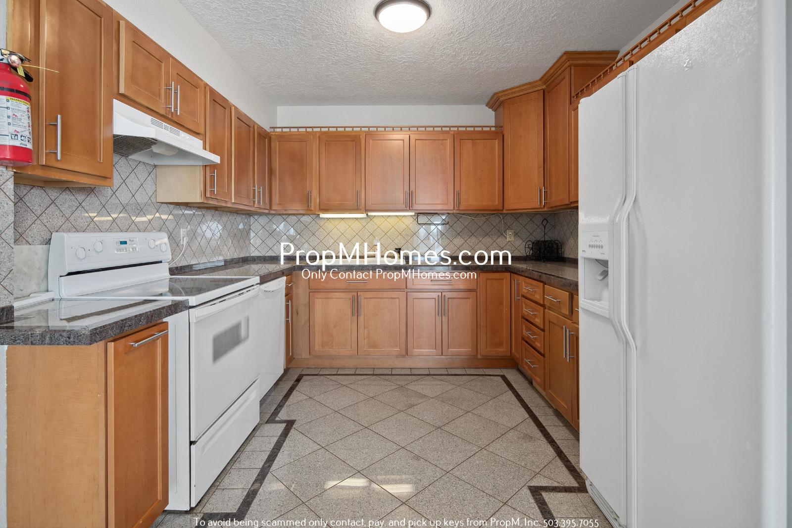 Your Sky High Sanctuary Awaits - 6 Bedroom Home in Happy Valley! property image