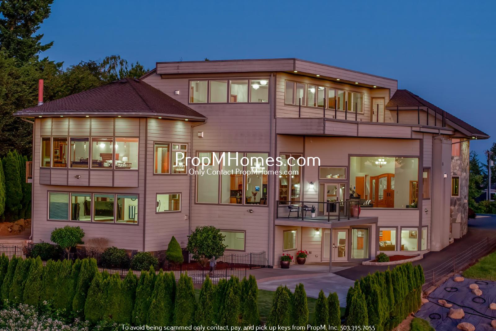 Your Sky High Sanctuary Awaits - 6 Bedroom Home in Happy Valley! property image