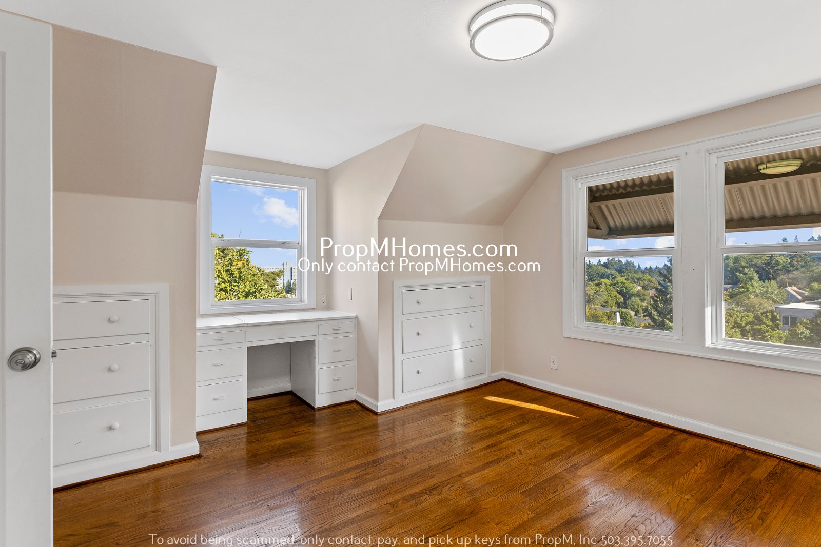 Unique Four Bedroom Home in SW Portland - W/ Studio Space! property image